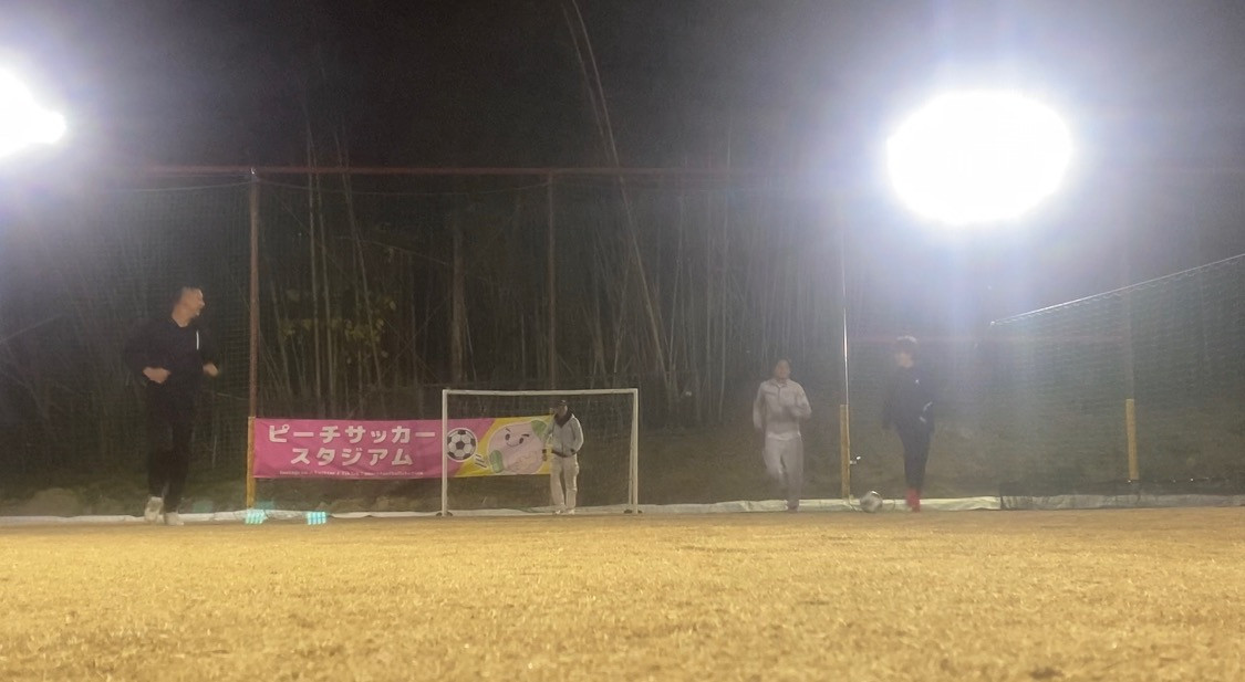 【堺市】個サル・個人練習・初心者・フットサル女子・大歓迎｜ピーチサッカースタジアム